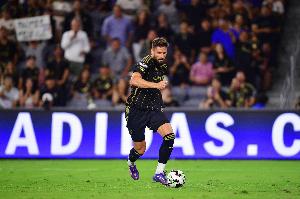 足彩比分直播-大吉鲁重返欧洲？法媒：里尔有意签下38岁吉鲁