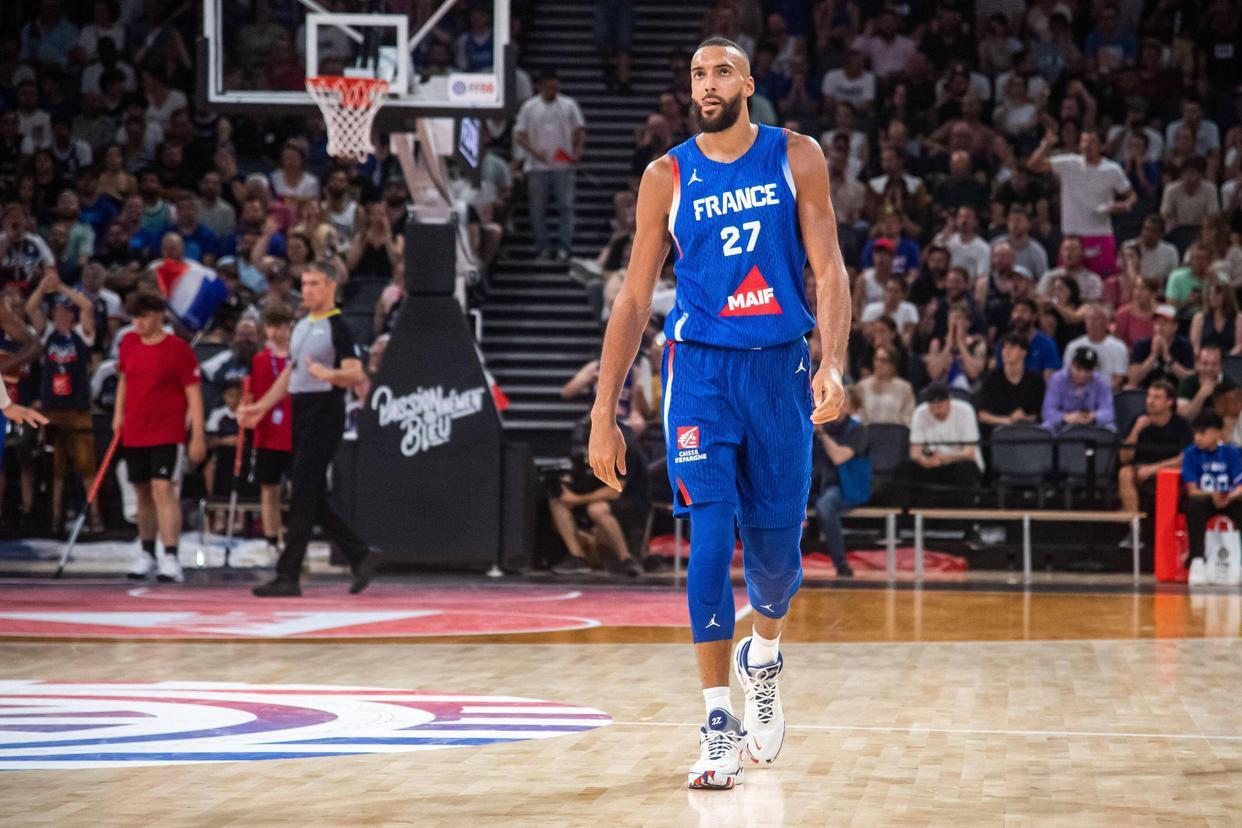 足彩比分直播-戈贝尔谈奥运输球：看库里爆发很沮丧，但他的伟大只能脱帽致敬