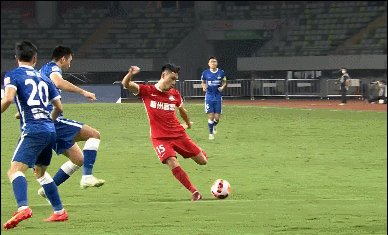 足球比分直播-【中超】梁学铭建功茹子楠绝杀 梅州3比2逆转河南