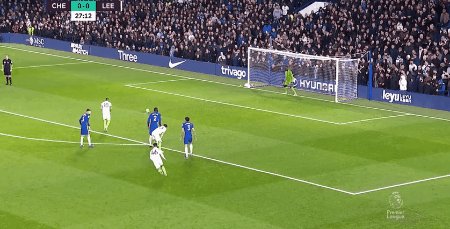1639236675999044783.gif 足球比分直播-【英超】若日尼奥点射双响+绝杀 切尔西3比2利兹联